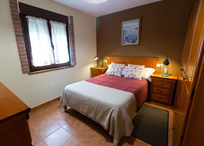 Apartamentos El Caseron